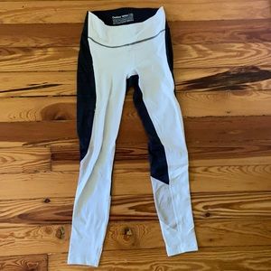 OV Tech Sweat Zoom 7/8 Leggings